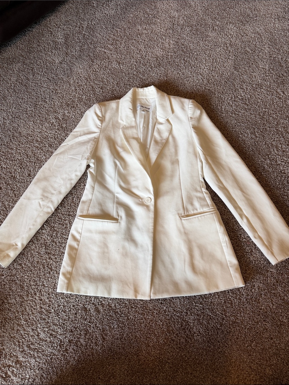 Single-Button Cream Blazer with Notch Lapel - Women